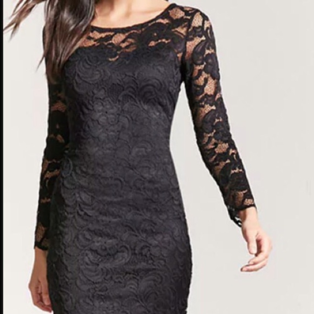 Black lacy dress